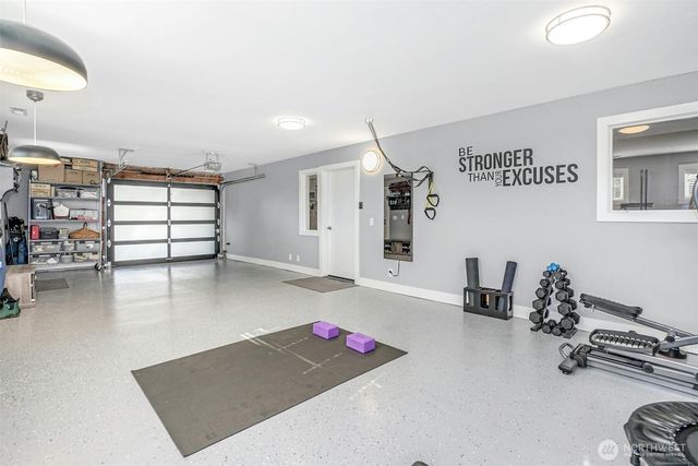 6065 NE 135th Street, Kirkland, WA 98034