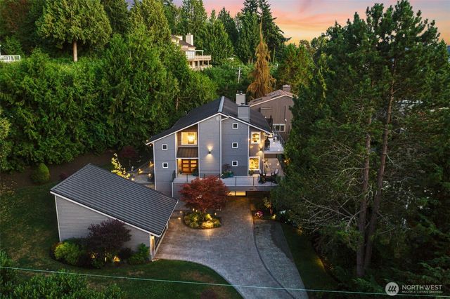 6065 NE 135th Street, Kirkland, WA 98034