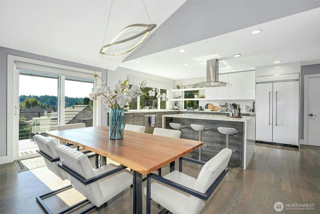 6065 NE 135th Street, Kirkland, WA 98034