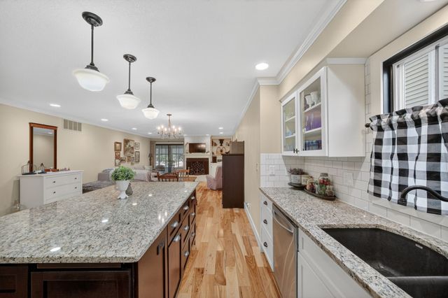 4518 84th Street, Urbandale, IA 50322