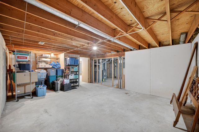 4518 84th Street, Urbandale, IA 50322