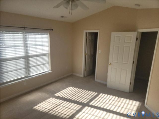 13519 Ridgemoor Dr, Midlothian, VA 23114