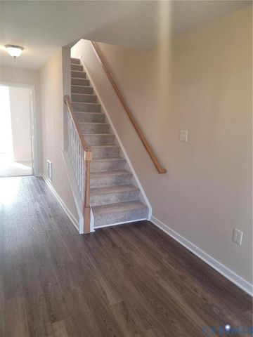 13519 Ridgemoor Dr, Midlothian, VA 23114