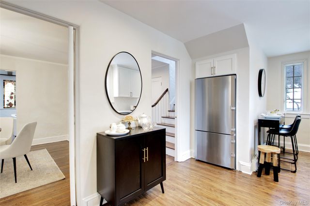 27 Oakland Drive, Port Washington, NY 11050