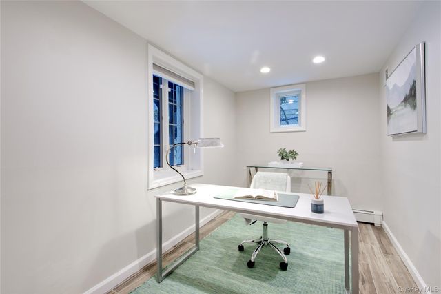 27 Oakland Drive, Port Washington, NY 11050