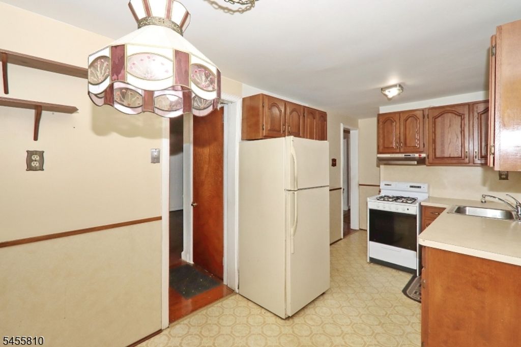 2623 N Wood Ave, Linden City, NJ 07036 — photo 4