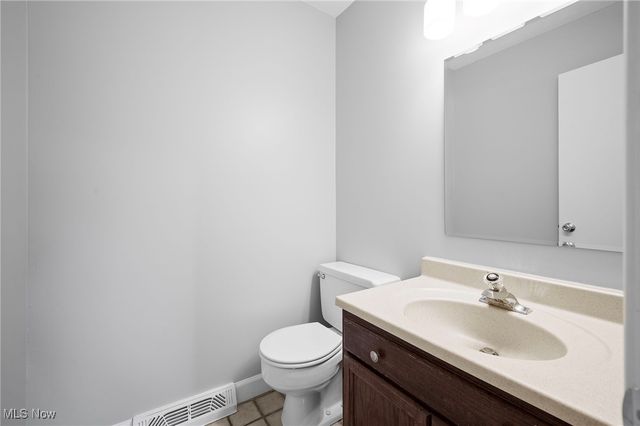 843 Nautilus Trail, Aurora, OH 44202