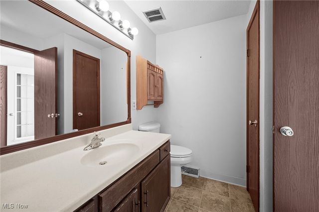 843 Nautilus Trail, Aurora, OH 44202