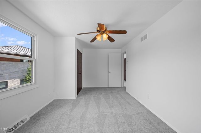 843 Nautilus Trail, Aurora, OH 44202