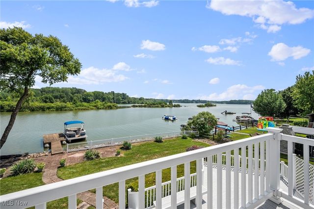 843 Nautilus Trail, Aurora, OH 44202