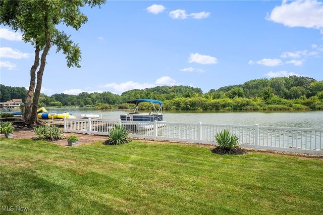 843 Nautilus Trail, Aurora, OH 44202