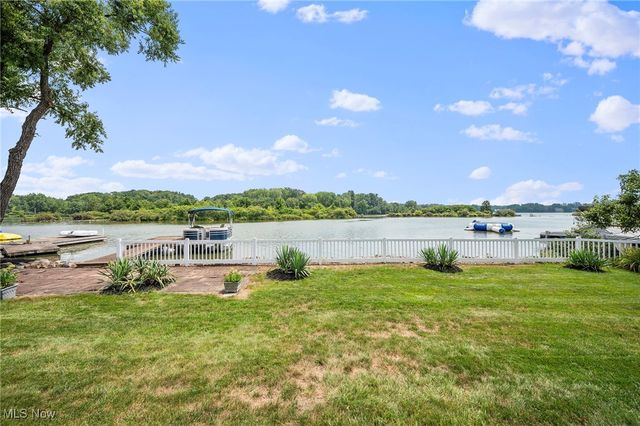 843 Nautilus Trail, Aurora, OH 44202