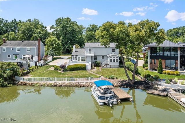 843 Nautilus Trail, Aurora, OH 44202