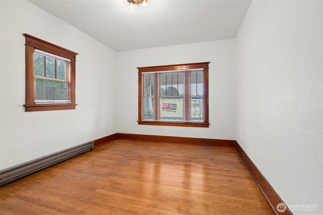 26 SE Spring Street, Chehalis, WA 98532