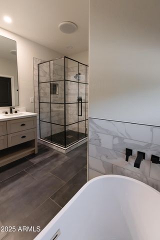 26603 N 75th Drive, Peoria, AZ 85383