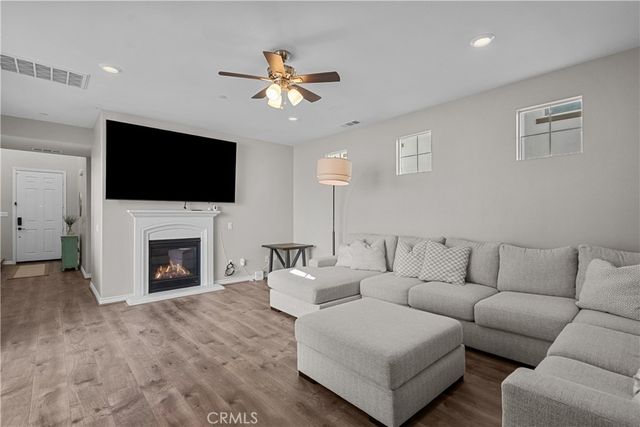 29031 Via Patina, Valencia, CA 91354