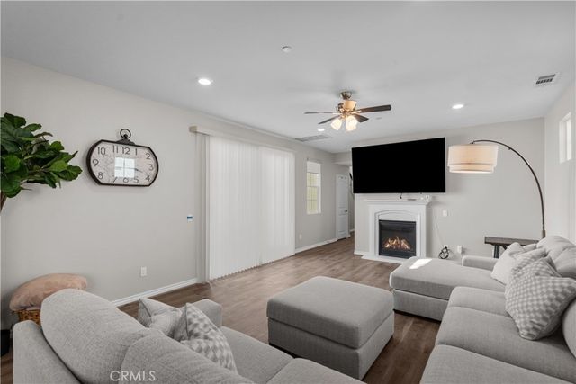 29031 Via Patina, Valencia, CA 91354