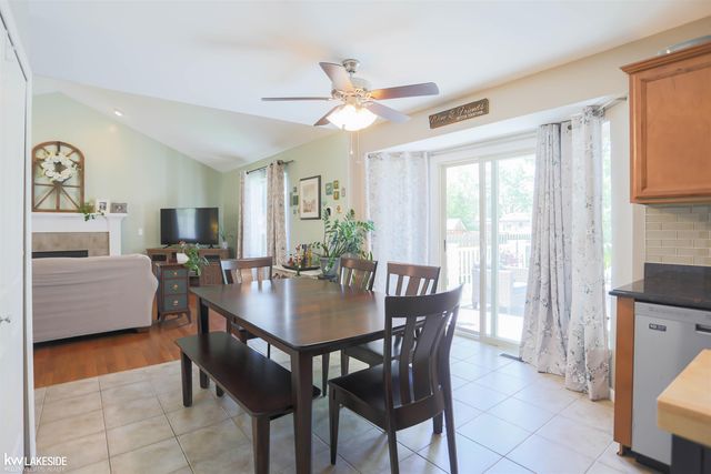 23400 Joy Road, St Clair Shores, MI 48082