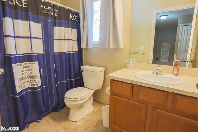 23400 Joy Road, St Clair Shores, MI 48082