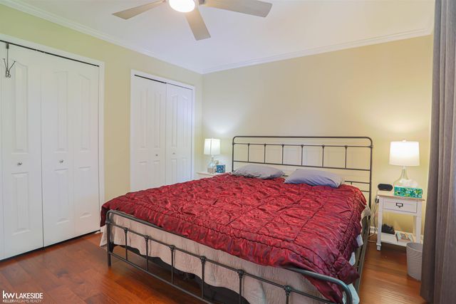 23400 Joy Road, St Clair Shores, MI 48082