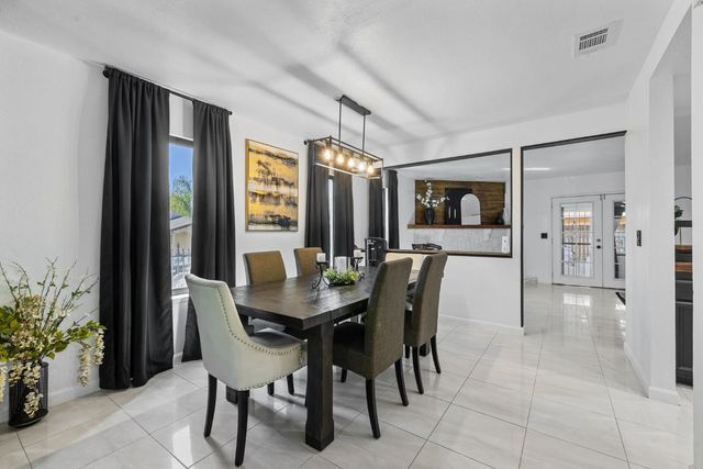 3923 Myrtle Ave, North Highlands, CA 95660