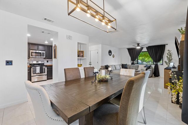 3923 Myrtle Ave, North Highlands, CA 95660