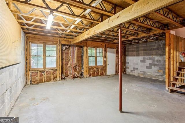 1405 Old Virginia Court SE, Marietta, GA 30067