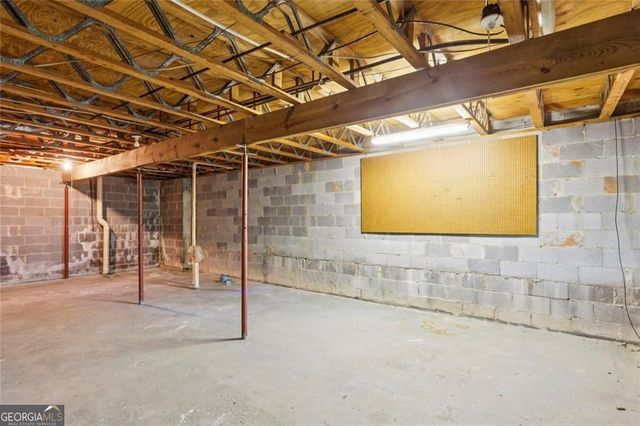 1405 Old Virginia Court SE, Marietta, GA 30067