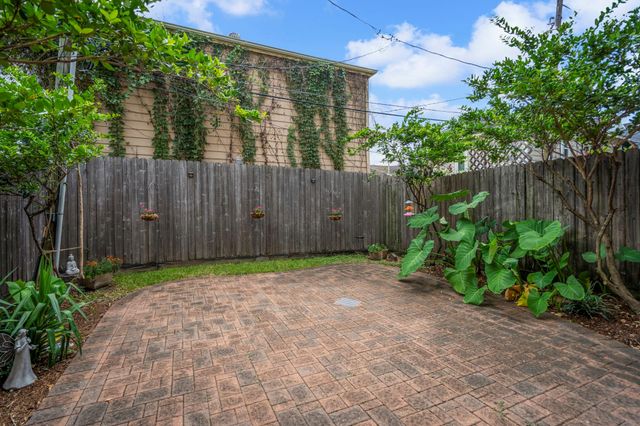 1013 Crocker Street, Houston, TX 77019
