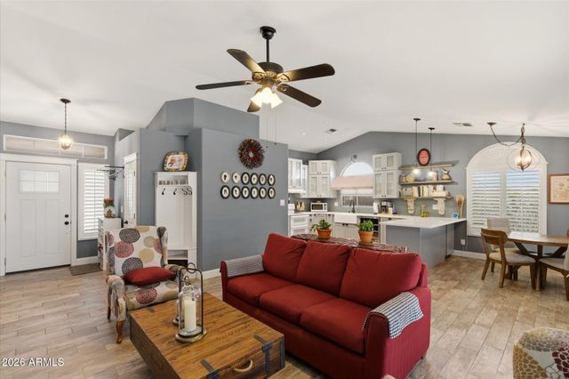 1601 W BUTLER Drive, Chandler, AZ 85224