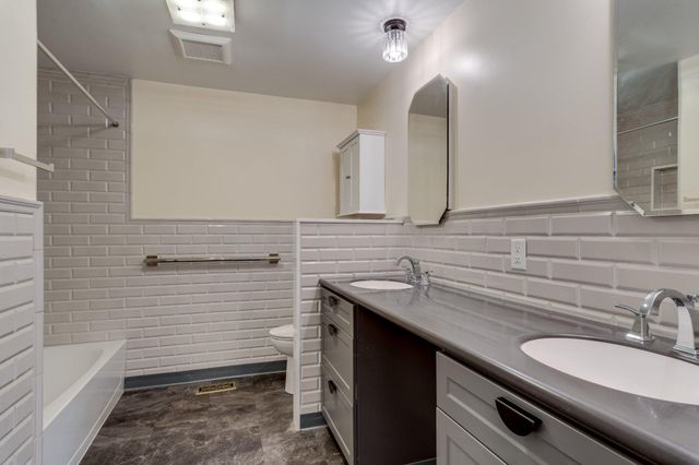 12 HEATHER LN, Douglassville, PA 19518