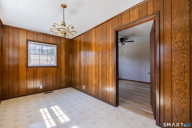 90 Marshall Lane, Derby, CT 06418