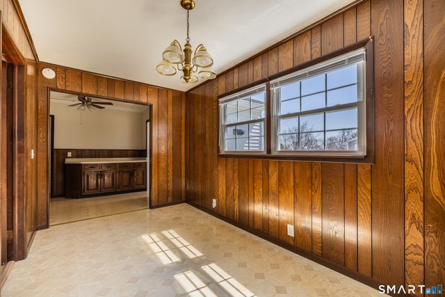 90 Marshall Lane, Derby, CT 06418