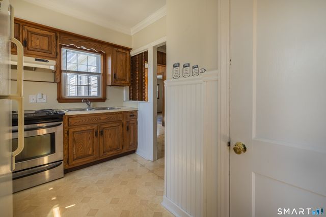 90 Marshall Lane, Derby, CT 06418