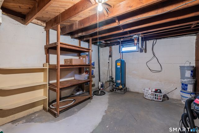 90 Marshall Lane, Derby, CT 06418