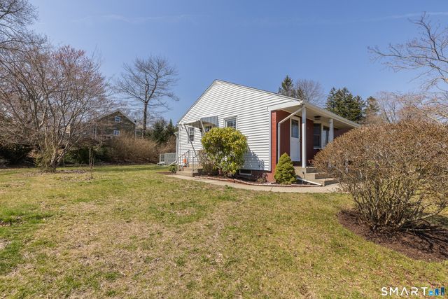 90 Marshall Lane, Derby, CT 06418