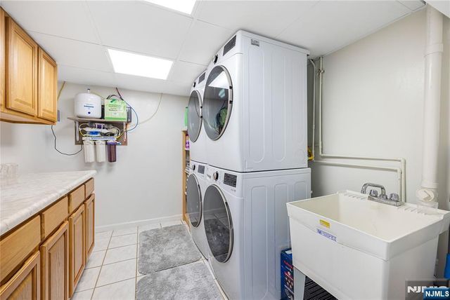 30 Elm Street, Dumont, NJ 07628