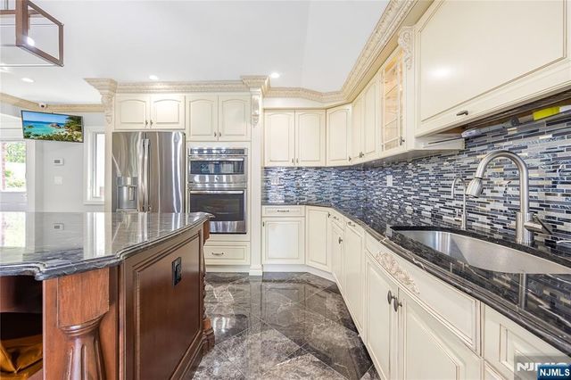 30 Elm Street, Dumont, NJ 07628