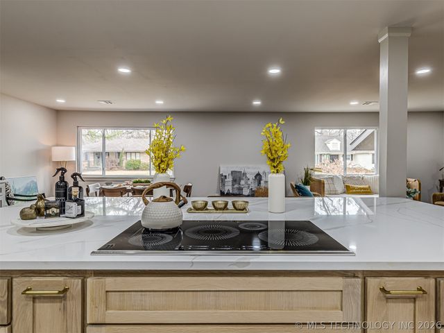 4334 S Trenton Avenue, Tulsa, OK 74105