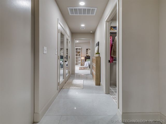 4334 S Trenton Avenue, Tulsa, OK 74105