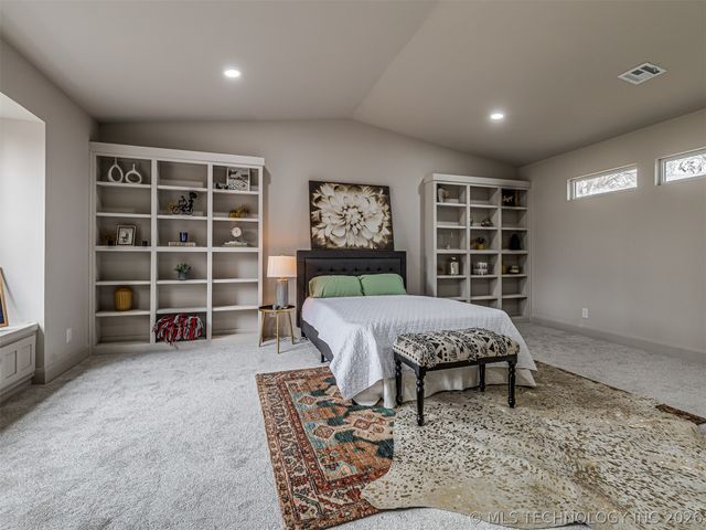 4334 S Trenton Avenue, Tulsa, OK 74105