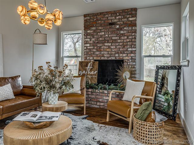 4334 S Trenton Avenue, Tulsa, OK 74105