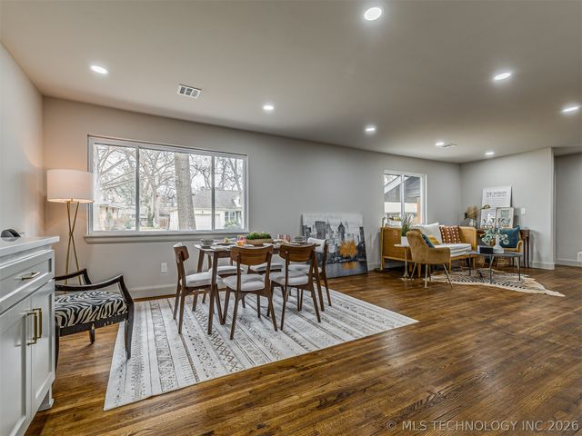 4334 S Trenton Avenue, Tulsa, OK 74105