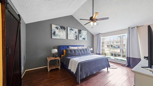 7518 Honey Creek Lane, Houston, TX 77095