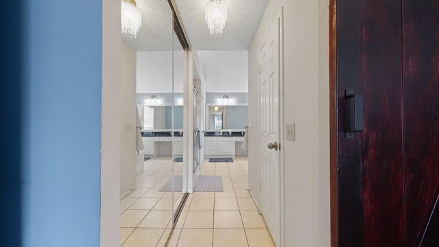 7518 Honey Creek Lane, Houston, TX 77095