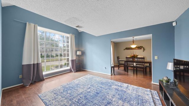 7518 Honey Creek Lane, Houston, TX 77095