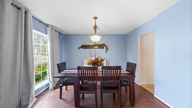 7518 Honey Creek Lane, Houston, TX 77095