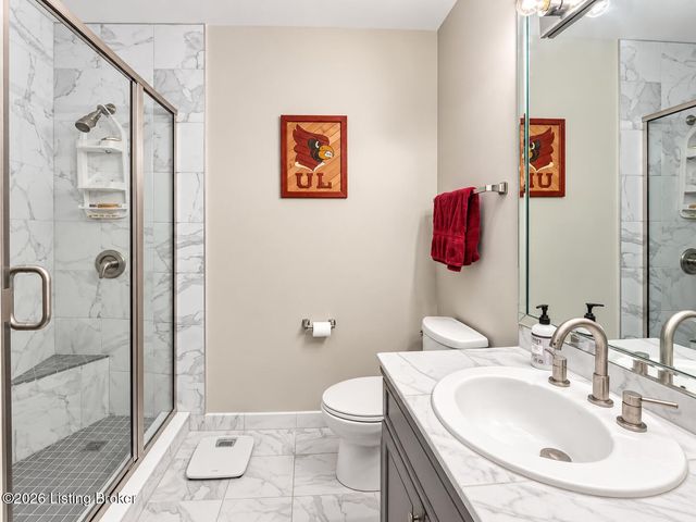 302 Highwood Dr, Louisville, KY 40206