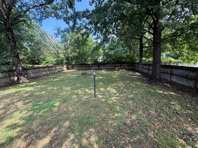 1401 PEARL AVE, Columbia, MO 65203