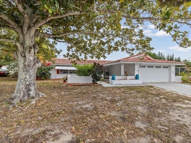 3720 WARBLER DRIVE, New Port Richey, FL 34652
